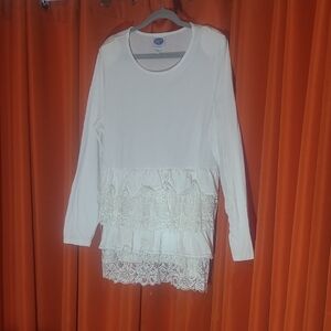 DG2 by Diane Gilman Cream Lace Tiered Long-Sleeve Top